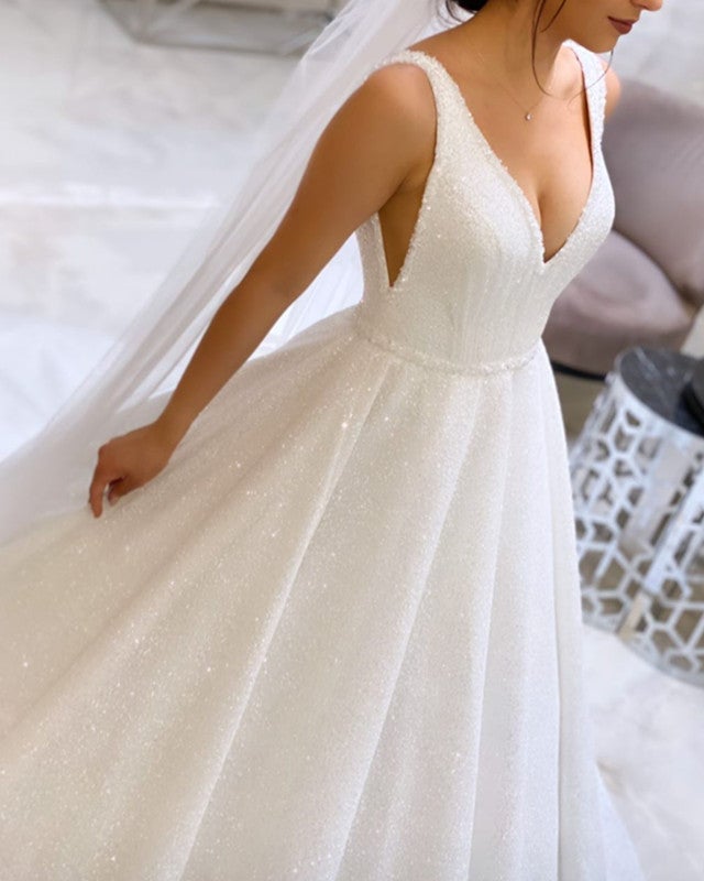 Glitter Tulle Wedding Dresses V Neck Ball Gown alinanova Glitter Tulle Wedding Dresses V Neck Ball Gown alinanova