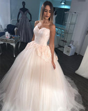 Load image into Gallery viewer, Gorgeous Lace Appliques Sweetheart Tulle Ball Gown Wedding Dresses Pink