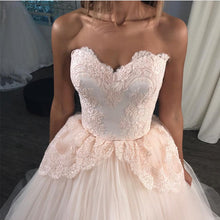 Load image into Gallery viewer, Gorgeous Lace Appliques Sweetheart Tulle Ball Gown Wedding Dresses Pink-alinanova