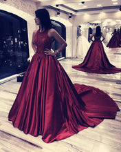 Load image into Gallery viewer, Halter Wedding Dress Burgundy