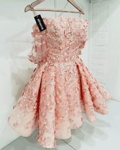 Load image into Gallery viewer, Blush Flowers Homecoming Dresses