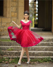 Load image into Gallery viewer, Tulle Homecoming Dresses Red