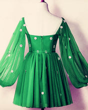 Load image into Gallery viewer, Short Green Puffy Sleeves Dress With Daisy Flowers