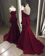 Load image into Gallery viewer, Sweetheart Court Train Satin Mermaid Evening Gowns