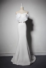 Load image into Gallery viewer, Simple White Chiffon Mermaid Wedding Dresses With Bow