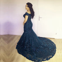 Load image into Gallery viewer, Stylish Lace Mermaid Evening Dresses Off-the-shoulder Prom Gowns