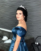 Load image into Gallery viewer, Sweetheart Off Shoulder Long Satin Prom Evening Dresses
