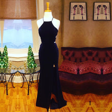 Load image into Gallery viewer, Sexy Cross Back Long Velvet Mermaid Evening Gowns