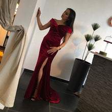 Load image into Gallery viewer, velvet-prom-dress