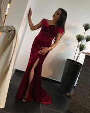 Load image into Gallery viewer, velvet-mermaid-dresses