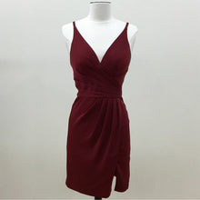 Load image into Gallery viewer, Chiffon V Neck Sheath Bridesmaid Dresses Short Cocktail Dress With Split-alinanova