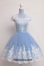 Load image into Gallery viewer, Vintage 1950s Prom Dresses Tulle Swing Party Dress Lace Appliques