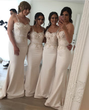 Load image into Gallery viewer, Spaghetti Straps Sweetheart Lace Train Mermaid Bridesmaid Dresses