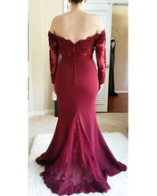 Load image into Gallery viewer, Lace Long Sleeves Mermaid Off Shoulder Bridesmaid Dresses Floor Length