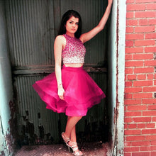 Load image into Gallery viewer, Ombre Sequins Beaded Ruffle Homecoming Dresses Two Piece