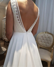 Load image into Gallery viewer, Open Back Wedding Dress