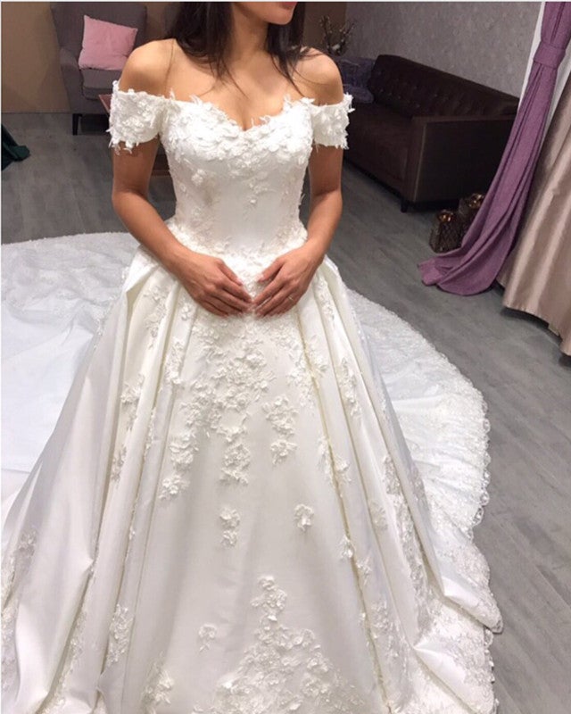 Lace Embroidery V-Neck Royal Train Satin Wedding Dresses