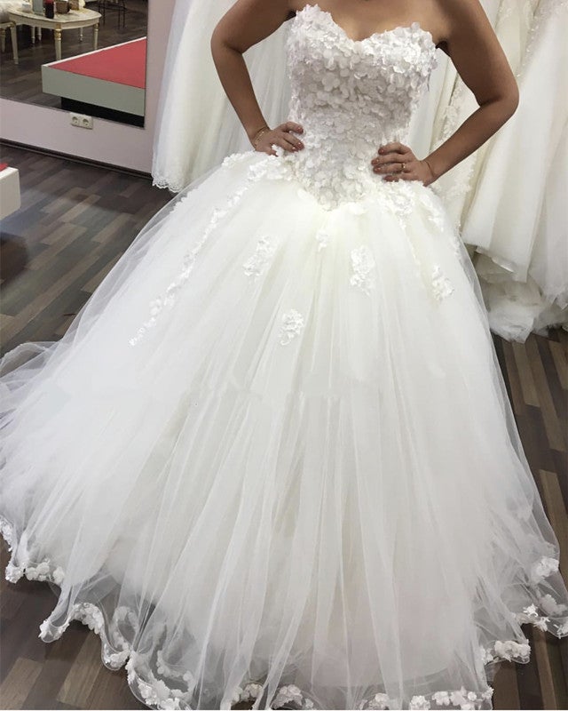 Lace Flowers Sweetheart Drop Waistline Tulle Wedding Gowns