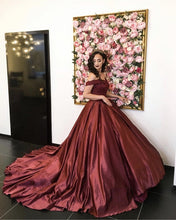Load image into Gallery viewer, Burgundy Wedding Dresses