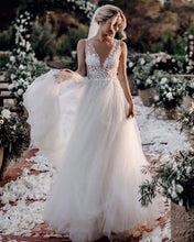 Load image into Gallery viewer, Destination Wedding Dresses 2020