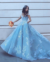 Load image into Gallery viewer, prom dress 2018
