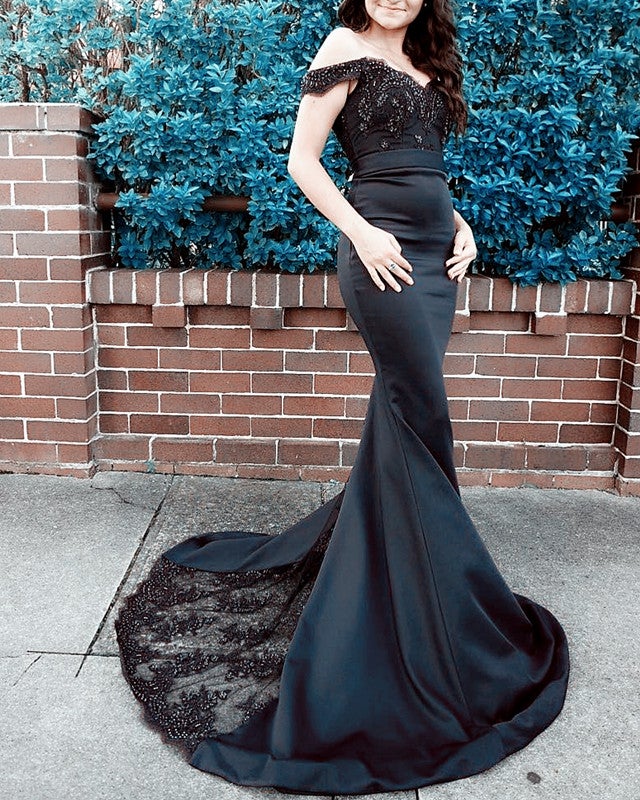 Long Black Lace Appliques Sweetheart Mermaid Bridesmaid Dresses Long Black Lace Appliques Sweetheart Mermaid Bridesmaid Dresses