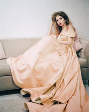 Load image into Gallery viewer, Elegant Satin Prom Dresses Champagne