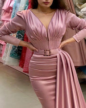 Load image into Gallery viewer, Long Sleeve Pink Mermaid Prom Dresses Satin