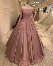 Load image into Gallery viewer, Rose Pink Quinceanera Dresses