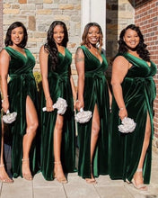 Load image into Gallery viewer, Green Velvet Bridesmaid Dresses Long