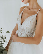 Load image into Gallery viewer, Lovely Handmade Flowers V-neck Tulle Backless Wedding Dresses