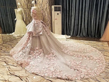 Load image into Gallery viewer, Luxurious Royal Train Lace Wedding Dresses Ball Gowns With Floral Flowers
