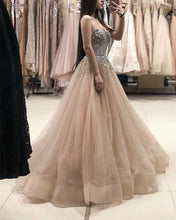 Load image into Gallery viewer, Sweetheart Ball Gown Dress