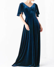 Load image into Gallery viewer, Navy Blue Velvet Bridesmaid Dresses With Sleeves