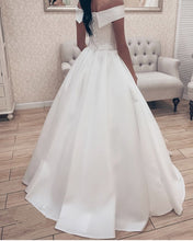 Load image into Gallery viewer, alinanova-3121-satin-wedding-dresses