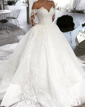 Load image into Gallery viewer, Off-The-Shoulder-Wedding-Dresses-Tulle-Ball-Gowns-Lace-Appliques