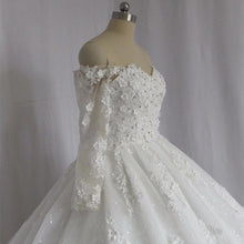 Load image into Gallery viewer, Off The Shoulder Royal Train Lace Wedding Dresses Ball Gowns