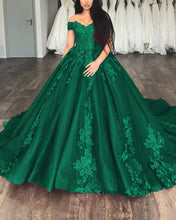 Load image into Gallery viewer, Emerald Green Quinceanera Dress