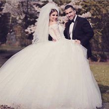 Load image into Gallery viewer, Off-the-shoulder Lace Long Sleeves Organza Wedding Dresses Ball Gowns