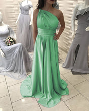 Load image into Gallery viewer, Mint Green Bridesmaid Dresses One Shoulder