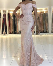 Load image into Gallery viewer, Pearl Pink Lace Mermaid Prom Dresses