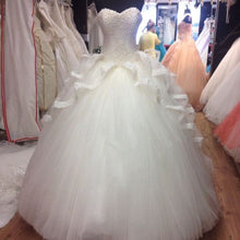 Load image into Gallery viewer, Pearl Sweetheart Ruffles Wedding Dress Ball Gown