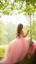 Load image into Gallery viewer, Pink Coral Lace Beading Tulle Ball Gowns Quinceanera Dresses