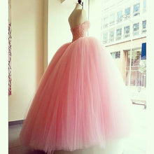 Load image into Gallery viewer, Pink Coral Lace Beading Tulle Ball Gowns Quinceanera Dresses