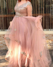 Load image into Gallery viewer, Pink Plus Size Prom Dresses Long Sleeves