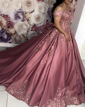 Load image into Gallery viewer, Rose Pink Quinceanera Dresses 2021
