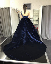 Load image into Gallery viewer, Plus Size Prom Dresses Velvet Ball Gown One Shoulder