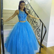 Load image into Gallery viewer, Pretty Lace Crop Top Tulle Ball Gowns Quinceanera Dresses Two Piece