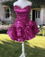 Load image into Gallery viewer, Retro Style Strapless Ruffles Prom Short Dress