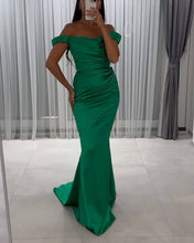 Load image into Gallery viewer, Mermaid Green Satin Ruched Dress